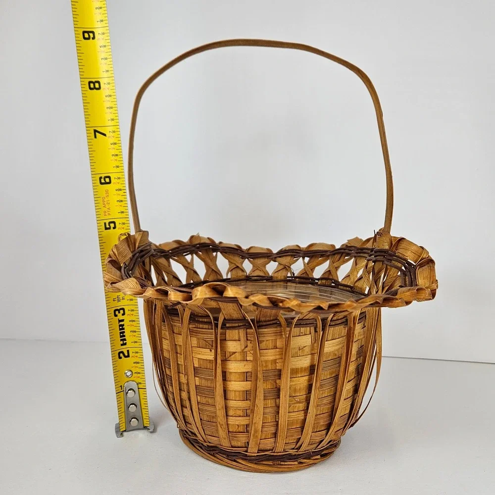Vintage FTD Plant Ruffle Edge Wicker Basket with Handle Decorative Flower Basket